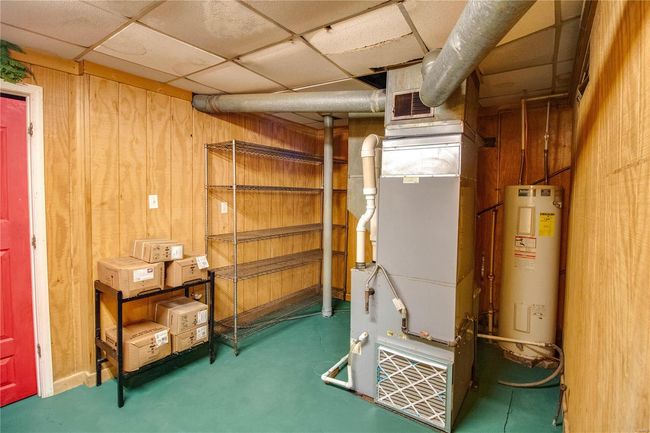 15875 Shipman Rd, Home with 0 bedrooms, 0 bathrooms and null parking in Carlinville IL | Image 35
