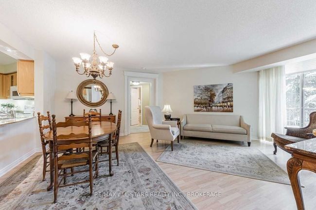222 - 28 William Carson Cres, Condo with 2 bedrooms, 2 bathrooms and 1 parking in North York ON | Image 8