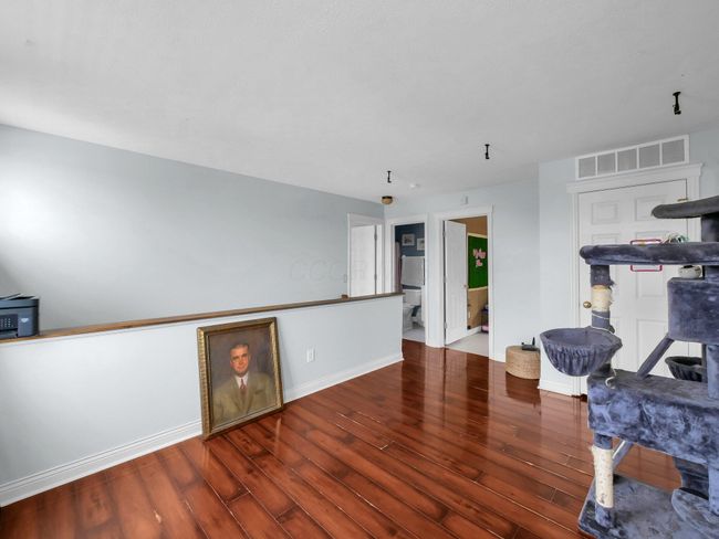 Upstairs Loft/Flex Room | Image 18