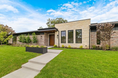 3333 Arawak Place, Farmers Branch, TX, 75234 | Card Image