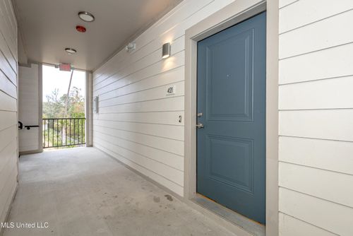 apt-421-2501 Bienville Blvd, Ocean Springs, MS, 39564-3128 | Card Image