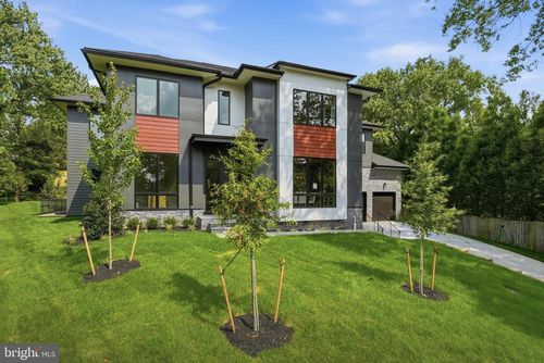 1905 Lamson Pl, MCLEAN, VA, 22101-5515 | Card Image