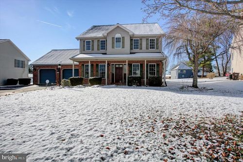 13295 Iroquois Trl, Waynesboro, PA, 17268-8421 | Card Image