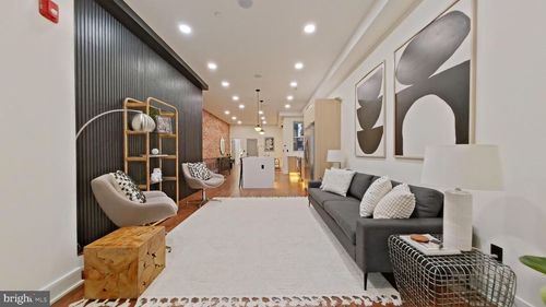 a-1613 N 33rd St, PHILADELPHIA, PA, 19121-2467 | Card Image