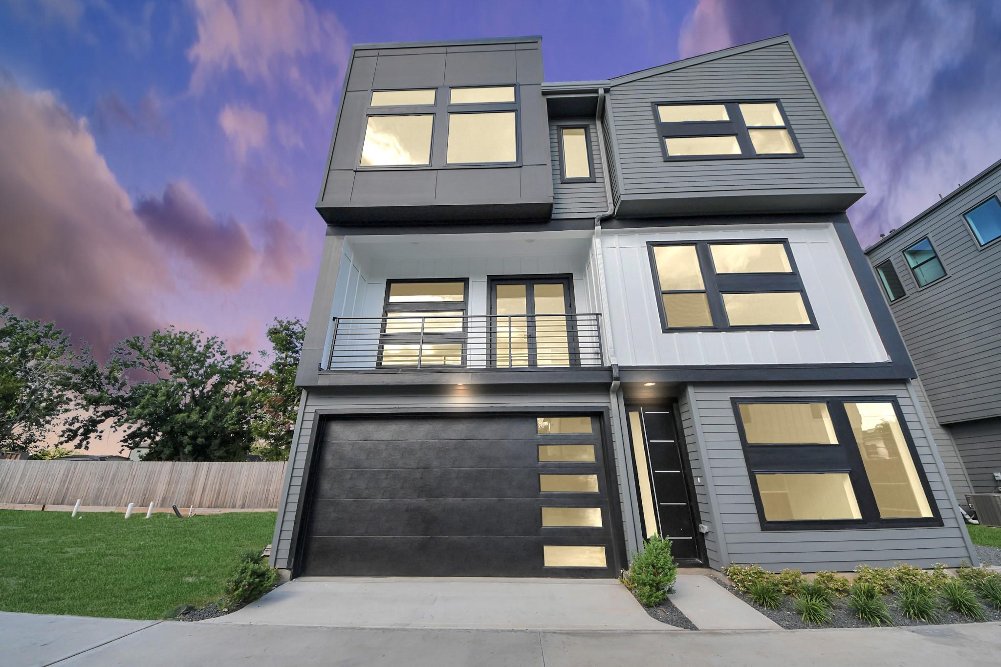 Residential Income in Houston