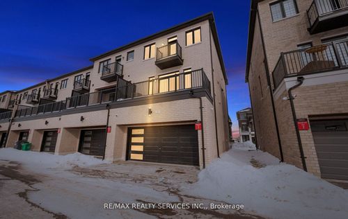 32 Bonnington Dr, Brampton, ON, L7A5M1 | Card Image