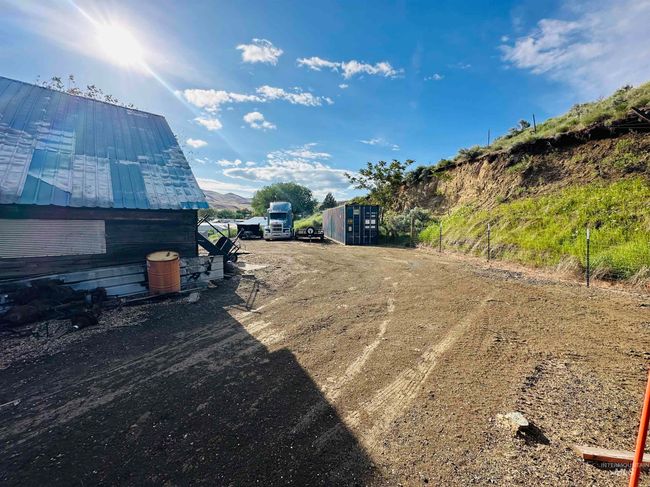 245 3 Rd St W, House other with 3 bedrooms, 2 bathrooms and 4 parking in Huntington OR | Image 30