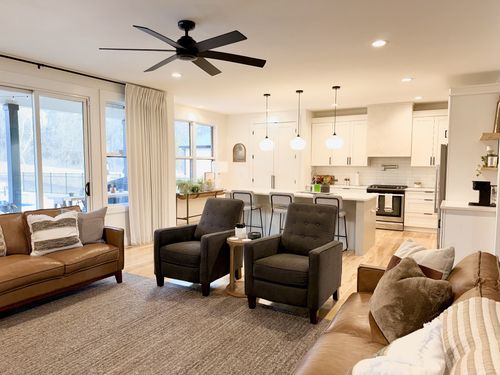 162 Vantrease Rd, Cottontown, TN, 37048-5124 | Card Image