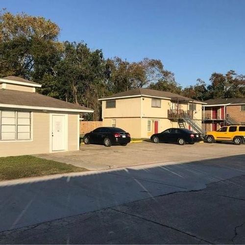 8-1020 N Main St, Baytown, TX, 77520-4656 | Card Image