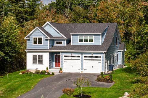 69 Signature Drive, Barrington, NH, 03825 | Card Image