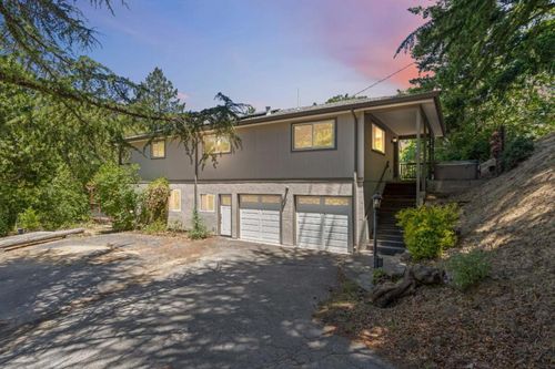 24895 Skyland Rd, Los Gatos, CA, 95033-8161 | Card Image