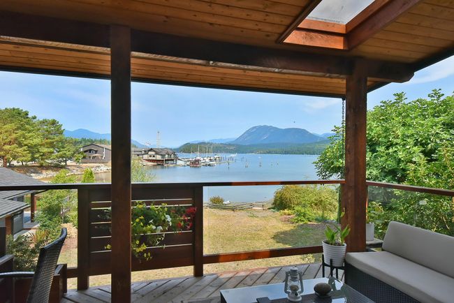 5672 Osprey Street, House other with 4 bedrooms, 3 bathrooms and null parking in Sechelt BC | Image 8