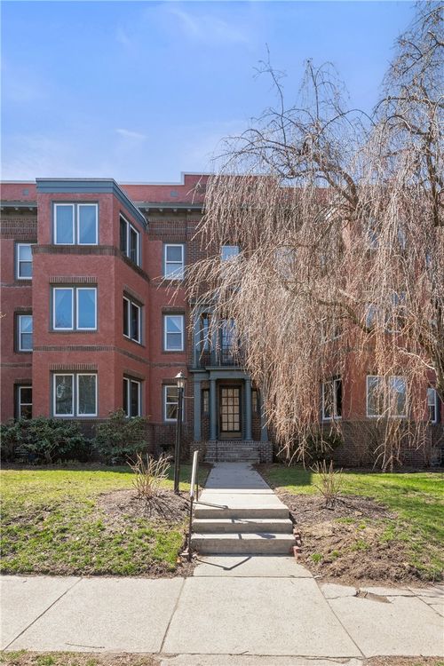8 Blackstone Blvd, Providence, RI, 02906-5450 | Card Image