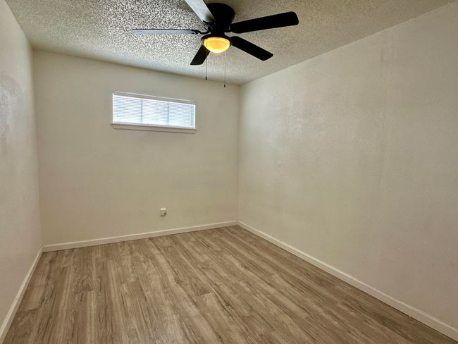650 S 22 Nd St, Home with 6 bedrooms, 6 bathrooms and null parking in Slaton TX | Image 7