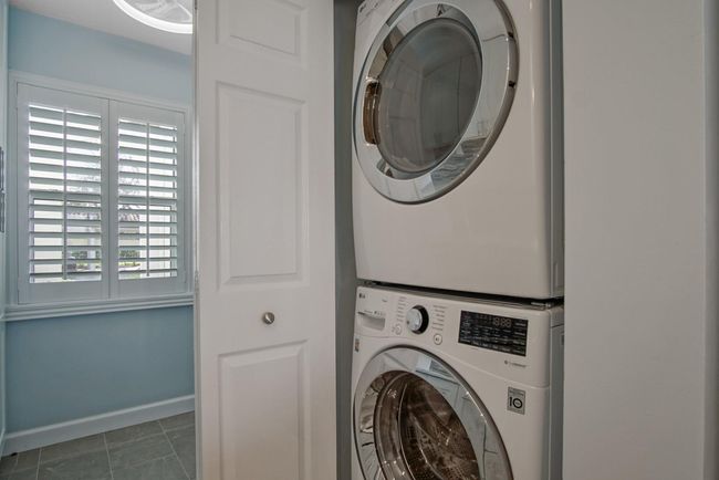 APT-6 - 6082 Se Landing Way, Condo with 2 bedrooms, 2 bathrooms and null parking in Stuart FL | Image 6