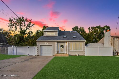 528 Azalea Dr, Brick, NJ, 08724-2776 | Card Image