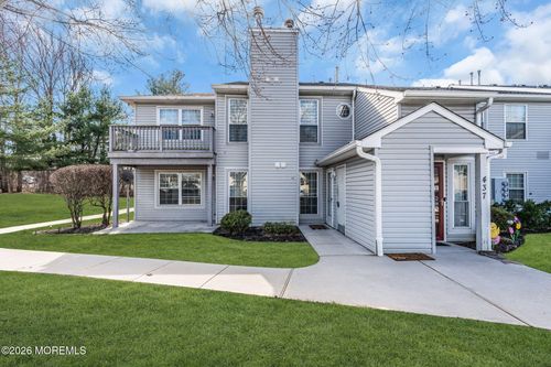 435 Hancock Pl, Morganville, NJ, 07751-1747 | Card Image