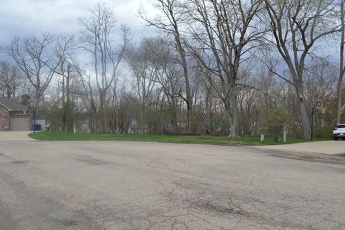 1005 W Winding Brook Ct, Princeton, IL, 61356-2718 | Card Image