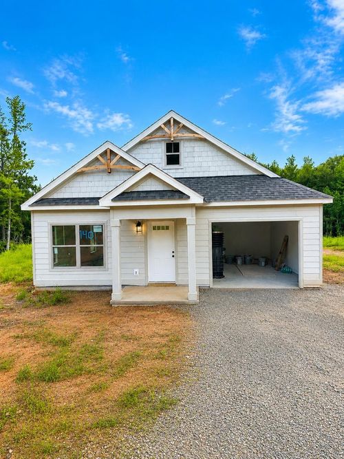 140 Young Ln, Hamilton, GA, 31811-6177 | Card Image