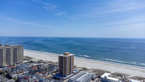 12f-5200 Boardwalk 12f, Ventnor, NJ, 08406 | Card Image