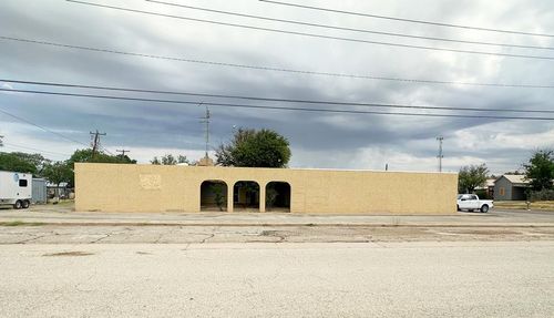 207 E 7th St, Big Spring, TX, 79720 | Card Image