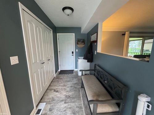 11965 Yale Rd, Brockway, MI, 48097-2858 | Card Image