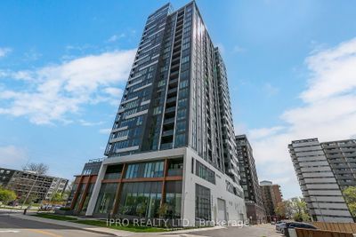 2002 - 500 Brock Ave, Condo with 3 bedrooms, 2 bathrooms and 1 parking in Burlington ON | Image 1