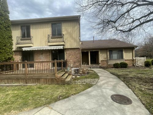 41535 Bedford Dr, Canton, MI, 48187-3701 | Card Image