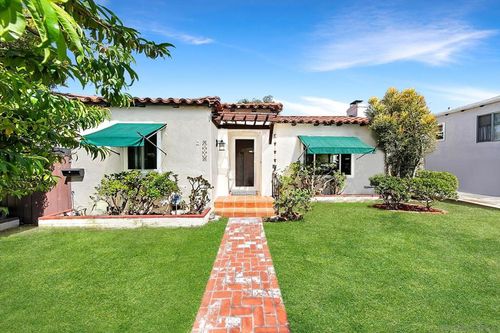 309 11a, San Diego, CA, 92101 | Card Image