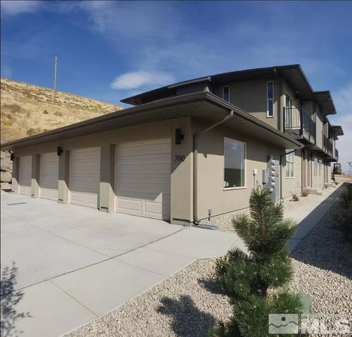 101-740 Bluffs Ct, Reno, NV, 89523-9097 | Card Image