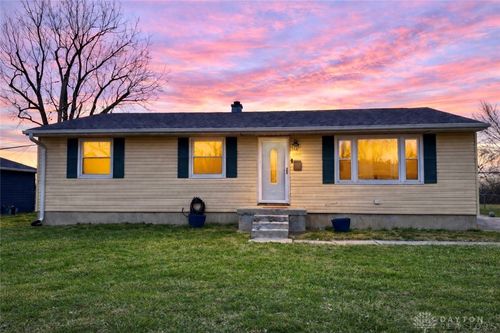 5303 Underwood Road, Riverside, OH, 45431 | Card Image