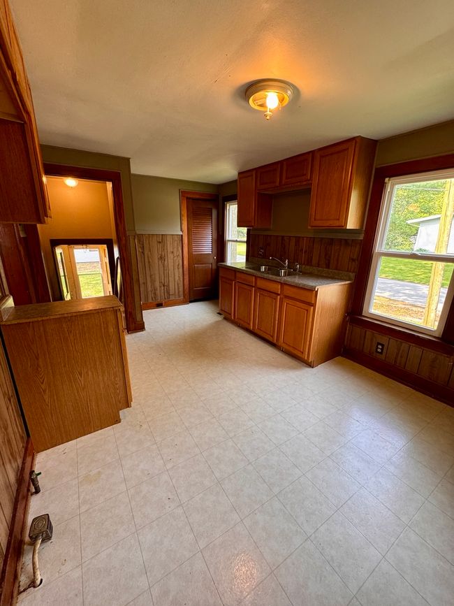 1202 E Water St, House other with 1 bedrooms, 1 bathrooms and 4 parking in Pontiac IL | Image 10