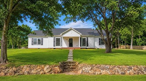 823 8th St, Cushing, TX, 75760-2118 | Card Image