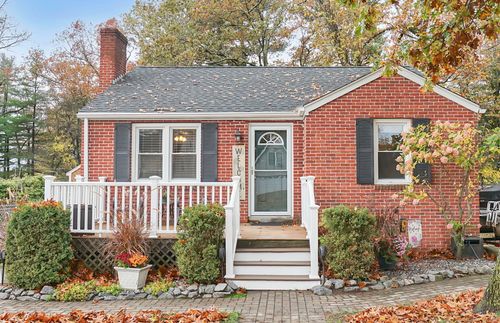 6 Jondot Dr, Enfield, CT, 06082-2213 | Card Image