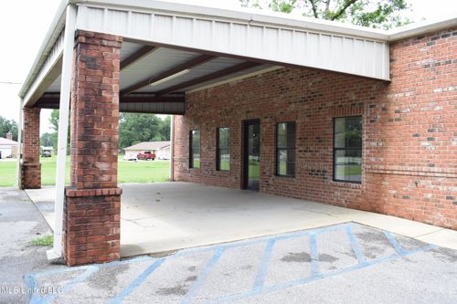 38 Susanne St, Lucedale, MS, 39452-5834 | Card Image