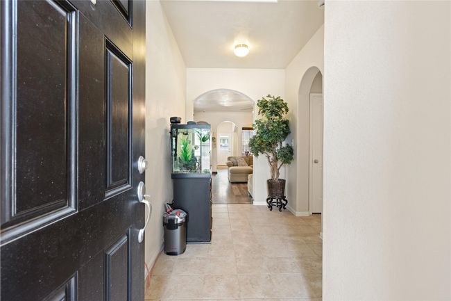 13610 Spectacled Bear Ln, House other with 5 bedrooms, 4 bathrooms and 2 parking in Crosby TX | Image 7