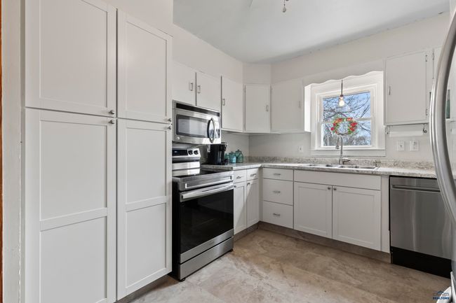 CHESTNUT - 309 Other, House other with 4 bedrooms, 2 bathrooms and null parking in Kadoka SD | Image 12