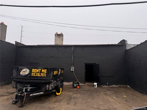 8621 W 8 Mile Rd, Detroit, MI, 48221-1102 | Card Image