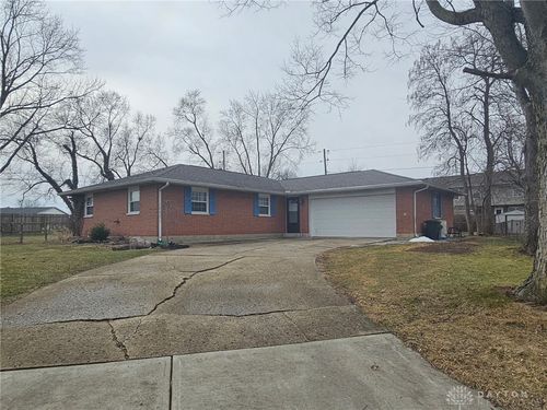 303 Crescent Dr, Lewisburg, OH, 45338-8033 | Card Image