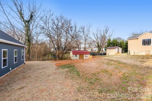 2d-1554 7th Avenue Dr Sw, Hickory, NC, 28602-2365 | Card Image