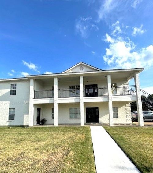 a-1500 James Ave, Waco, TX, 76706-2038 | Card Image