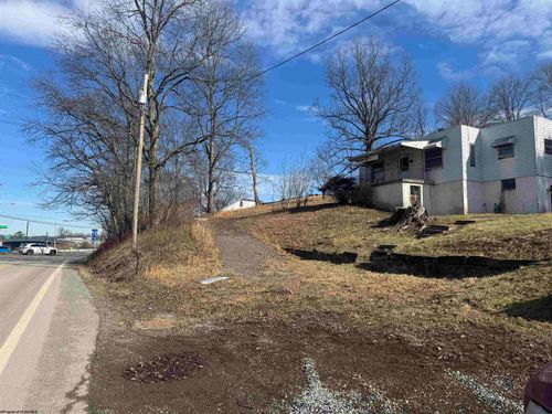 2213 Pleasant Valley Rd, Pleasant Valley, WV, 26554-8569 | Card Image