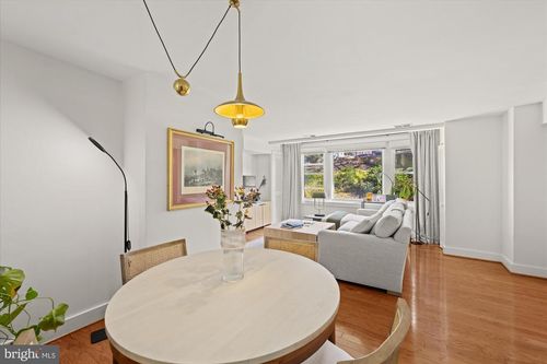 301-4840 Macarthur Blvd Nw, WASHINGTON, DC, 20007-1566 | Card Image