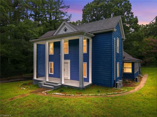 1011 4th St, Eden, NC, 27288-3175 | Card Image