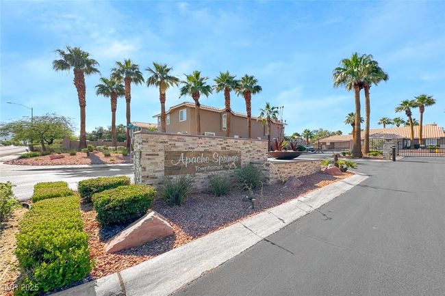 Community / neighborhood sign with a gate | Image 38