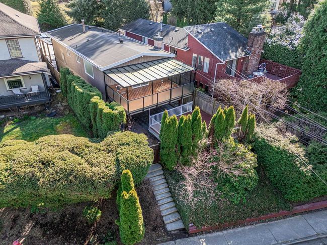 1912 Mary Hill Road, House other with 5 bedrooms, 3 bathrooms and 4 parking in Port Coquitlam BC | Image 2