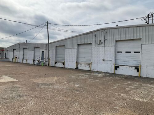 615 Crossover Rd, Tupelo, MS, 38801-4943 | Card Image