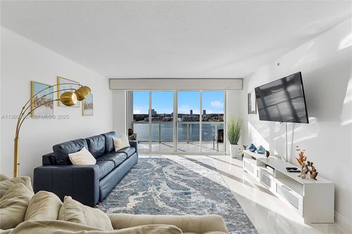 807-17050 N Bay Rd, Sunny Isles Beach, FL, 33160-3690 | Card Image