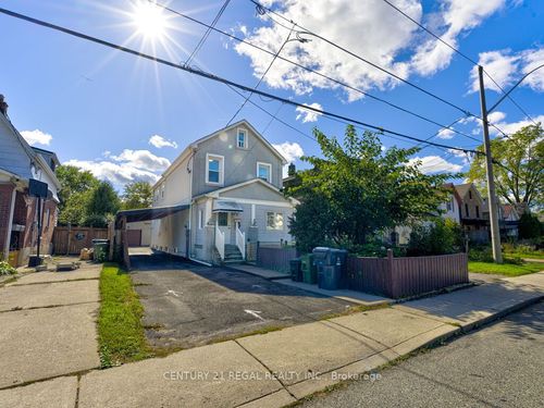 {{alt}} | Card Image