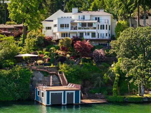 2470 Summit Ct, Lake Oswego, OR, 97034-3622 | Card Image
